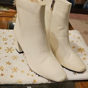 Elegant Cream Heeled Boots